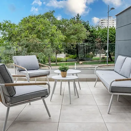 Sb32d- Wonderful Close To Apartment *
